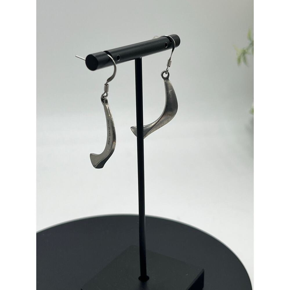 Danforth Pewter Abstract Wave Dangle Vintage Modernist
Retro Pierced Earrings‎